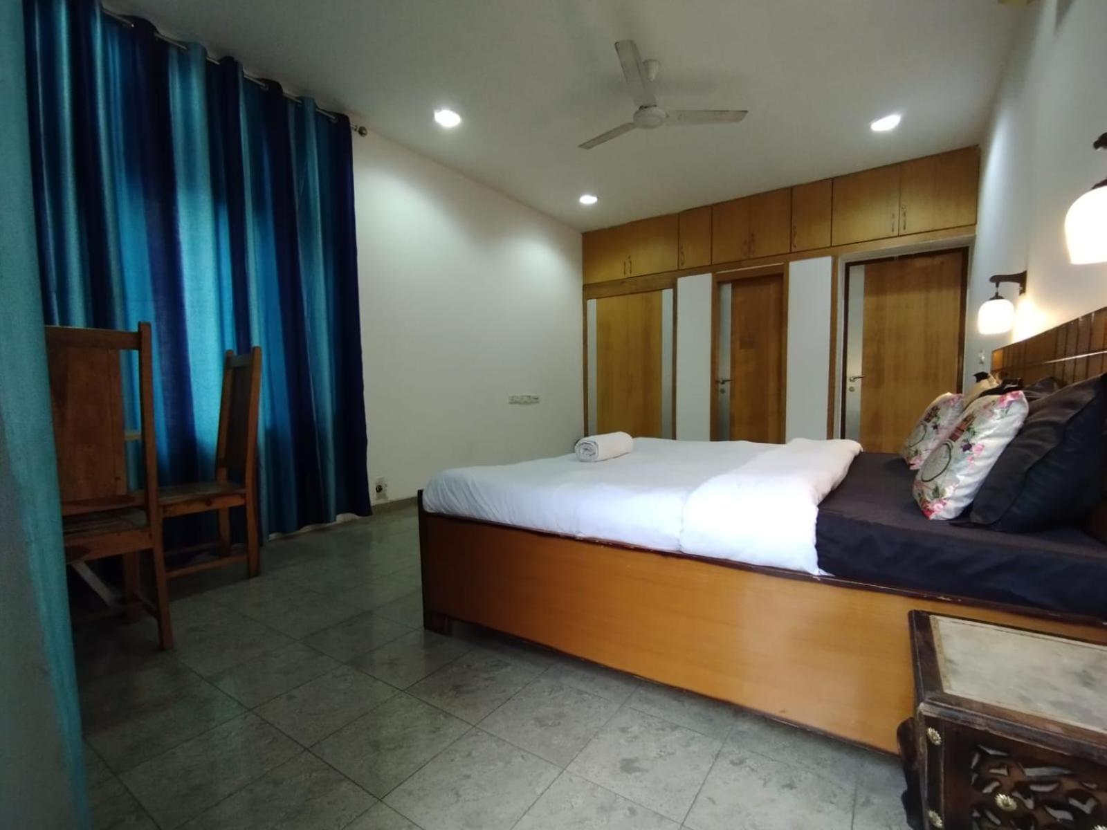 A Sleepy Fox Hostel Ню Делхи Екстериор снимка