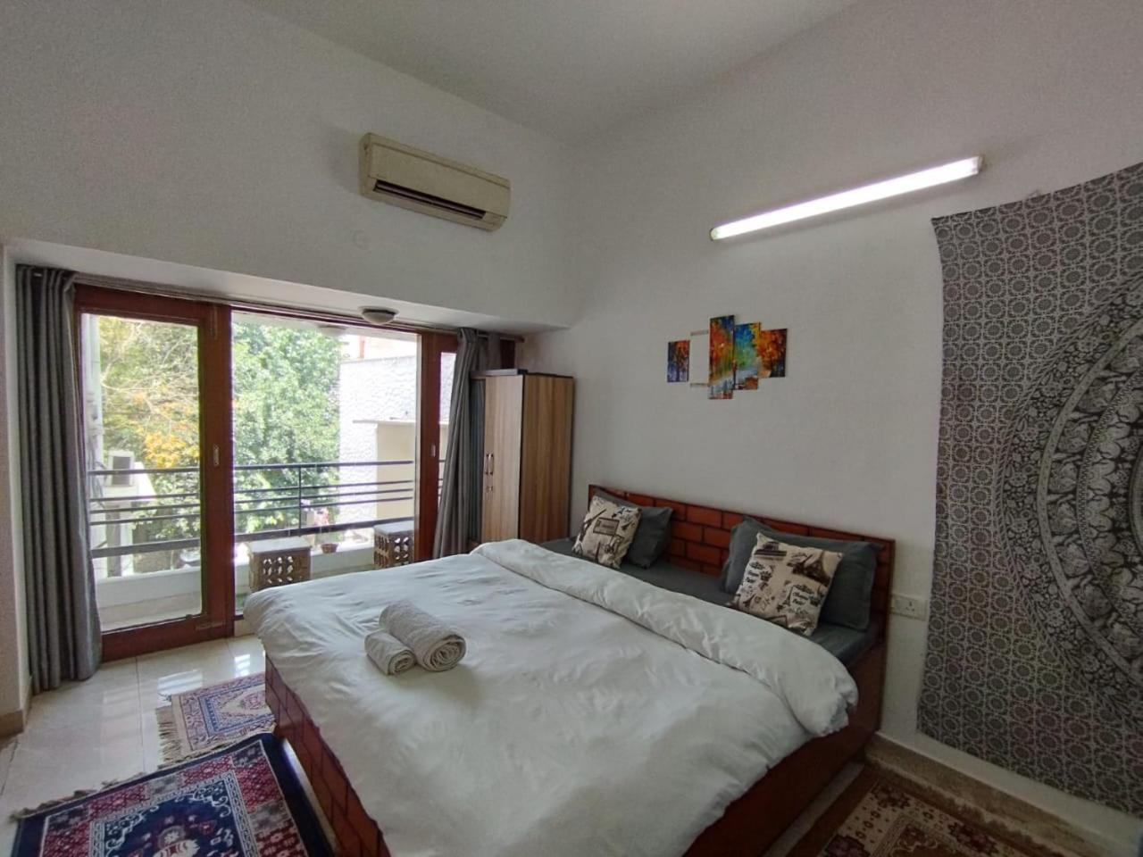 A Sleepy Fox Hostel Ню Делхи Екстериор снимка